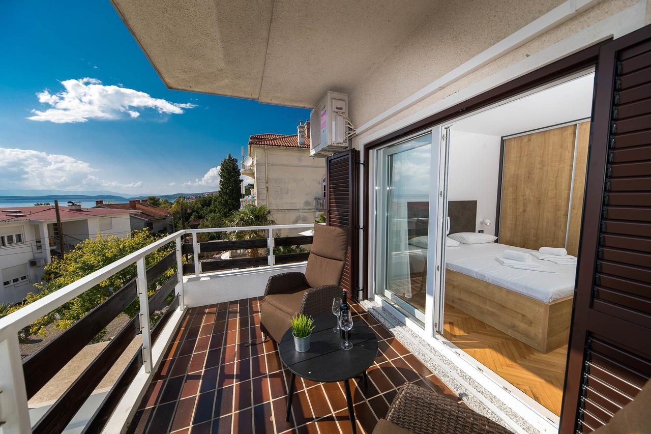 Apartments Agape Crikvenica Exteriör bild
